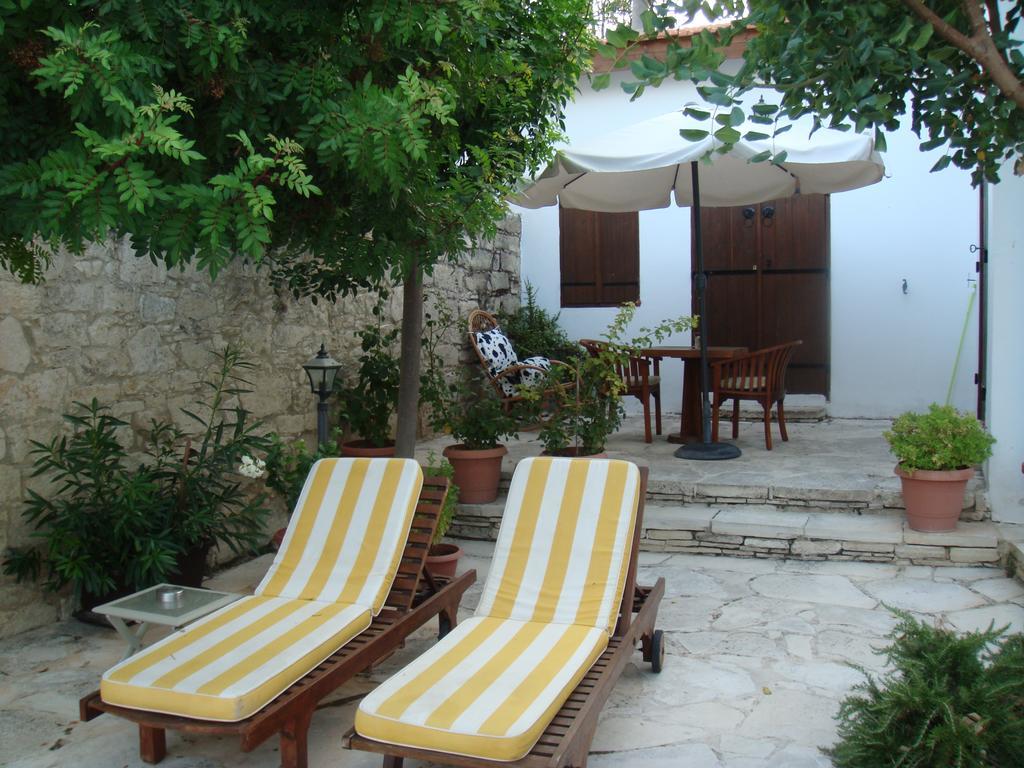 Avalon Village Houses Лимасол Екстериор снимка