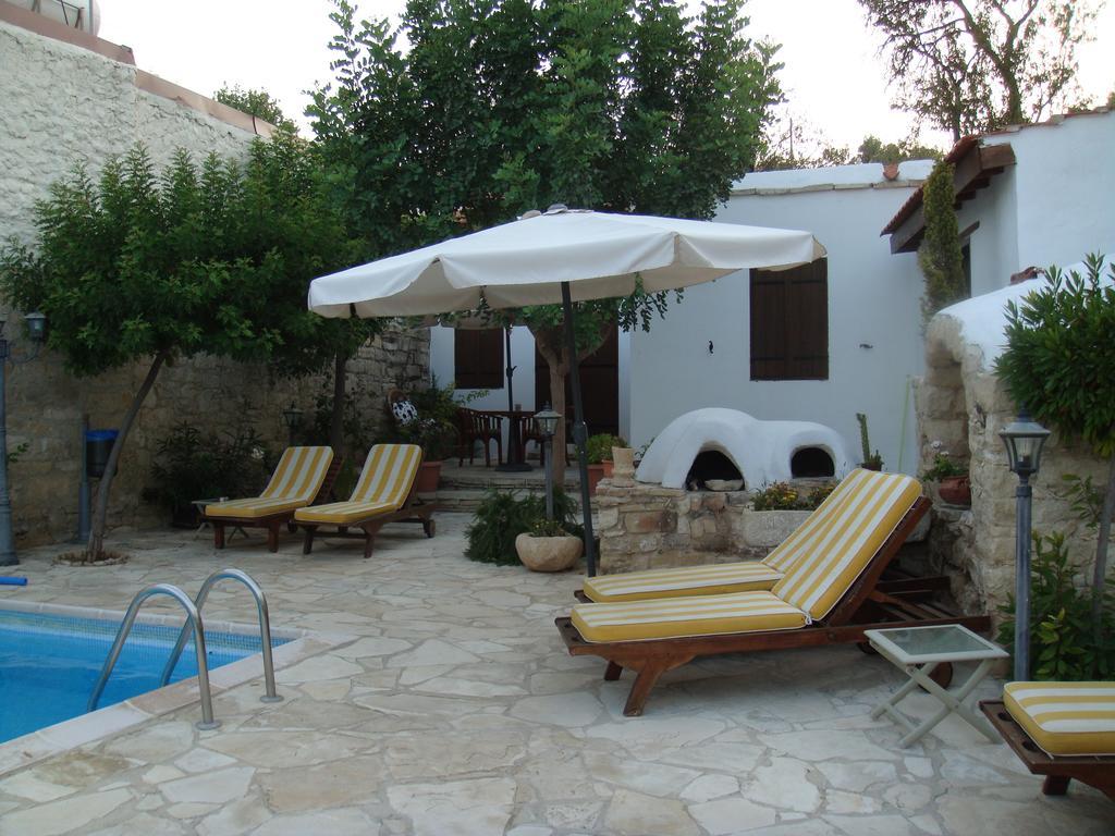 Avalon Village Houses Лимасол Екстериор снимка